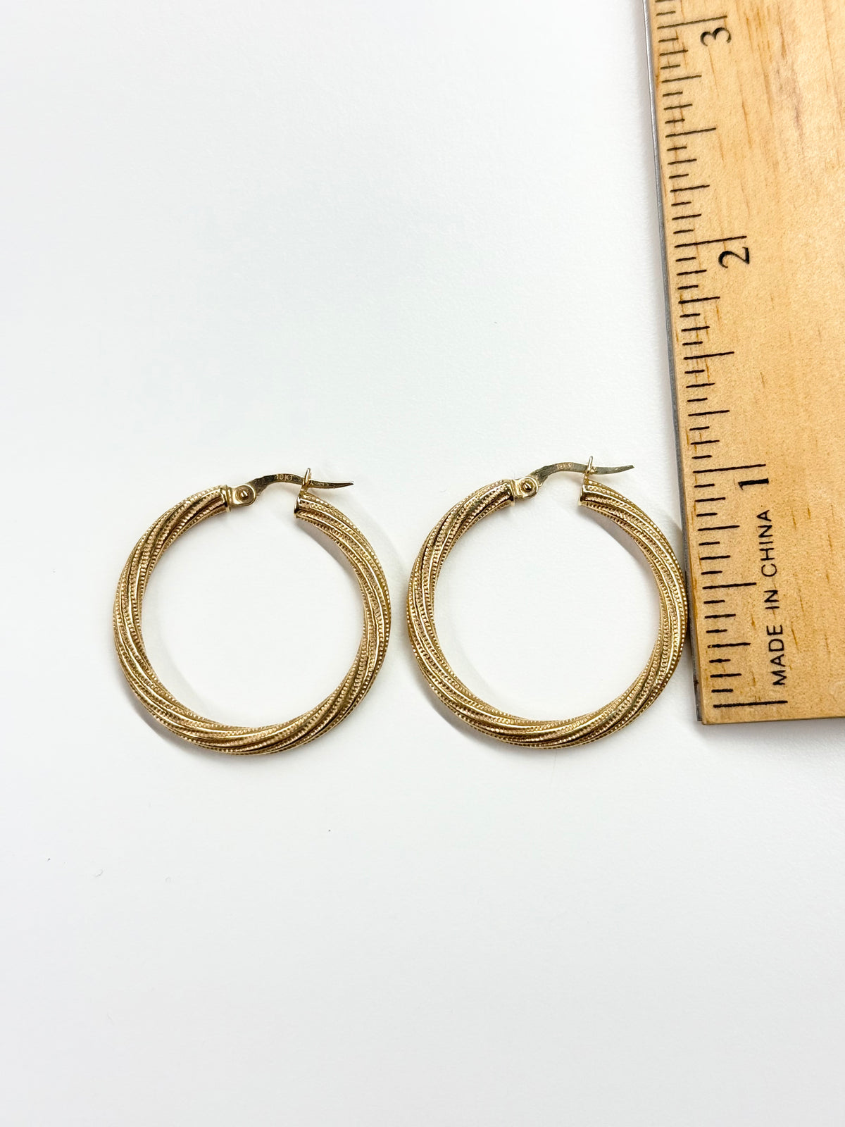 Maritza hoops